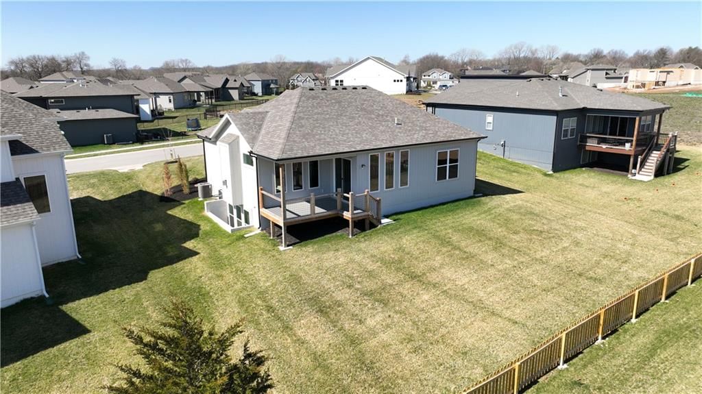 2758 SW 12th Street — photo 31