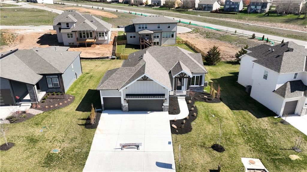 2758 SW 12th Street — photo 32