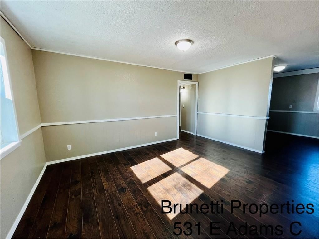 528 E Washington Street — photo 71