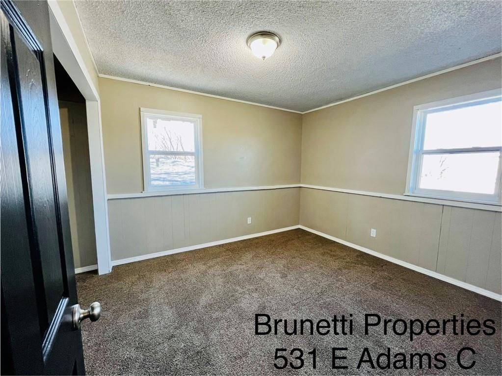 528 E Washington Street — photo 72
