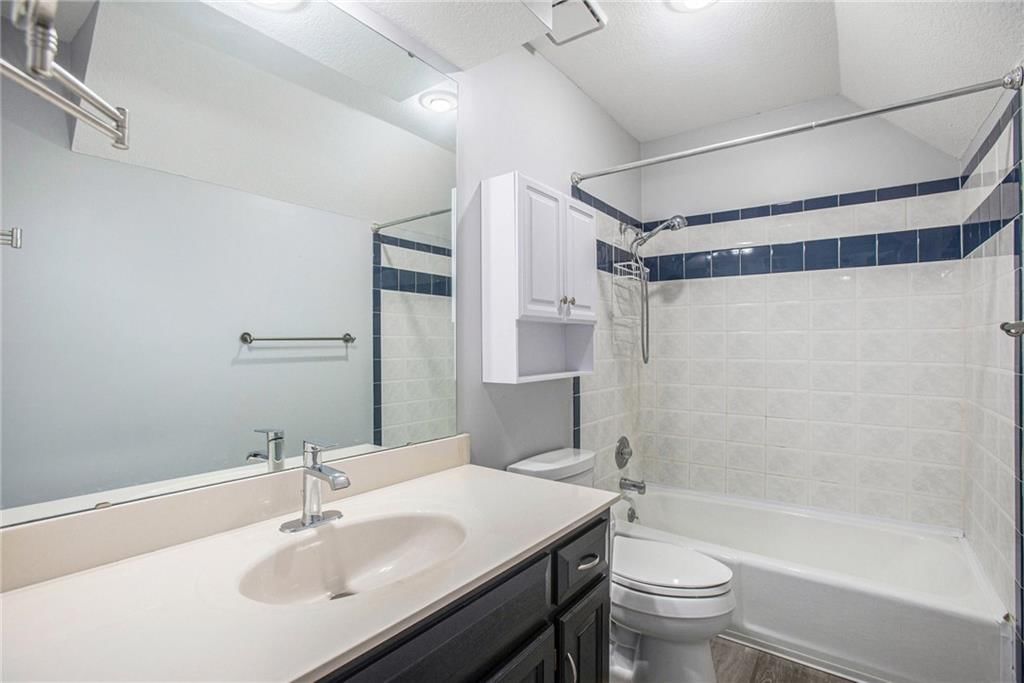 6208 W 126th Street — photo 18