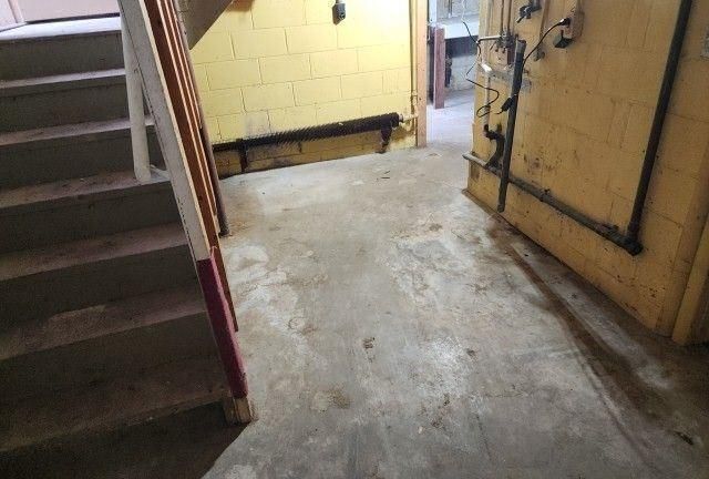 2908 Messanie Street — photo 8