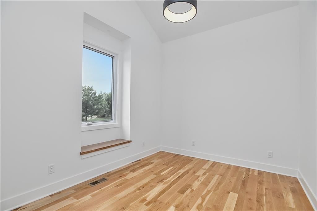 12243 S Solomon Road — photo 32