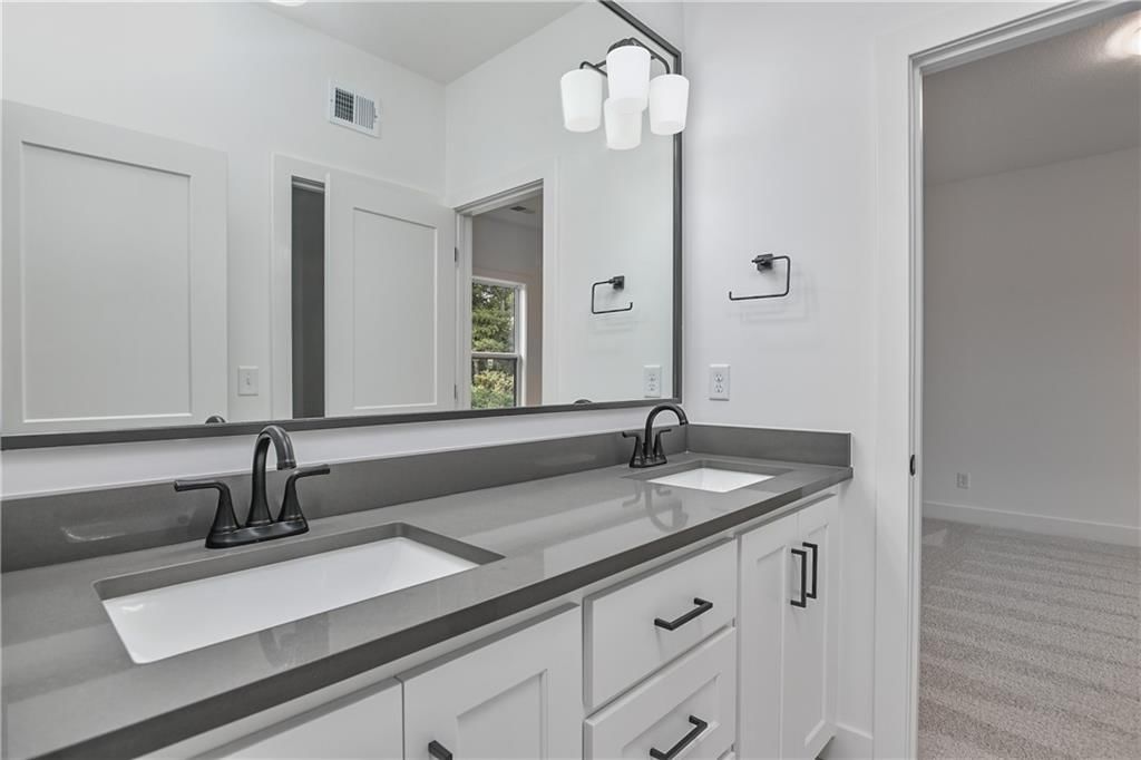 12243 S Solomon Road — photo 38