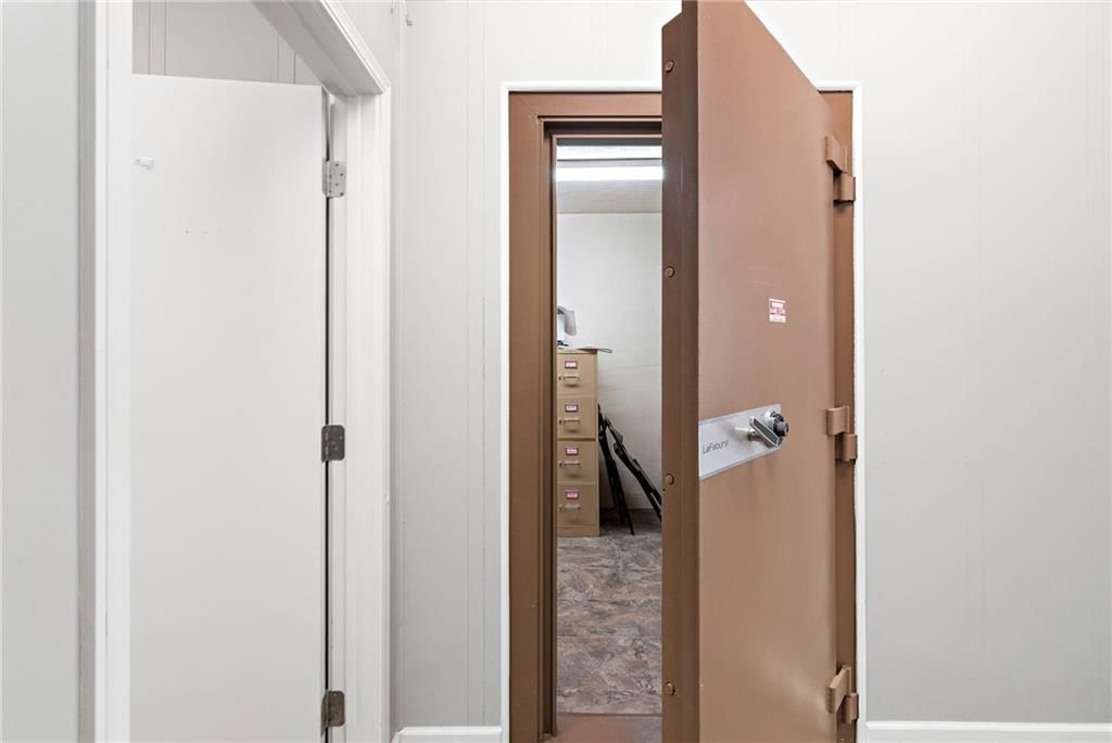 121 N Folger Street — photo 17