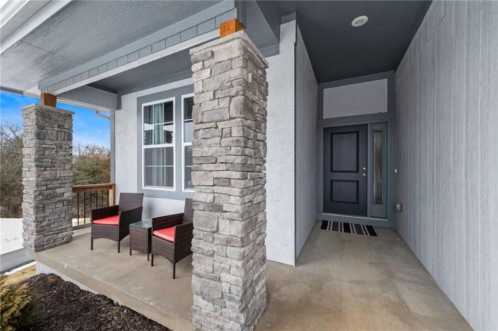 359 N Ferrel Street — photo 2