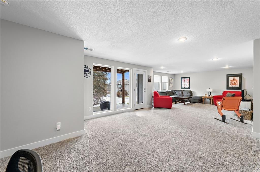 359 N Ferrel Street — photo 23