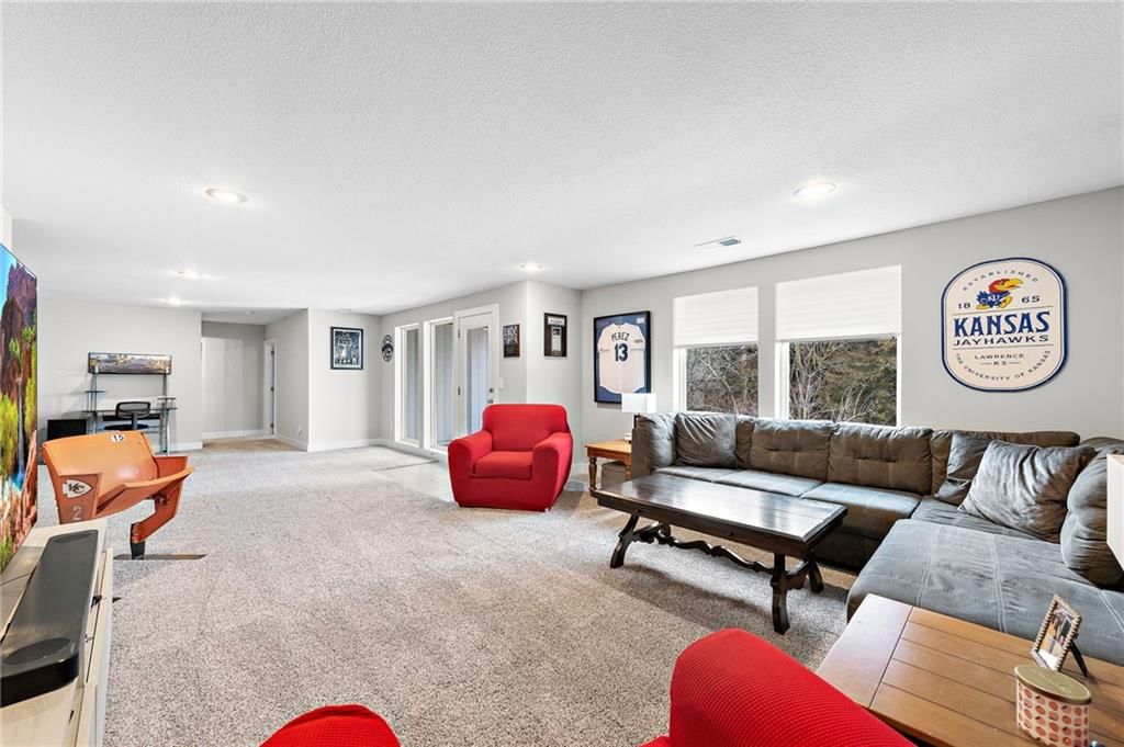 359 N Ferrel Street — photo 25