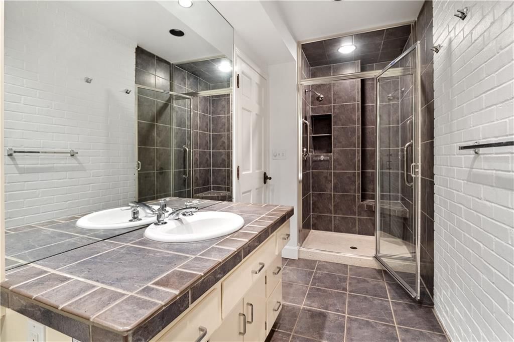 5310 Belleview Avenue — photo 31