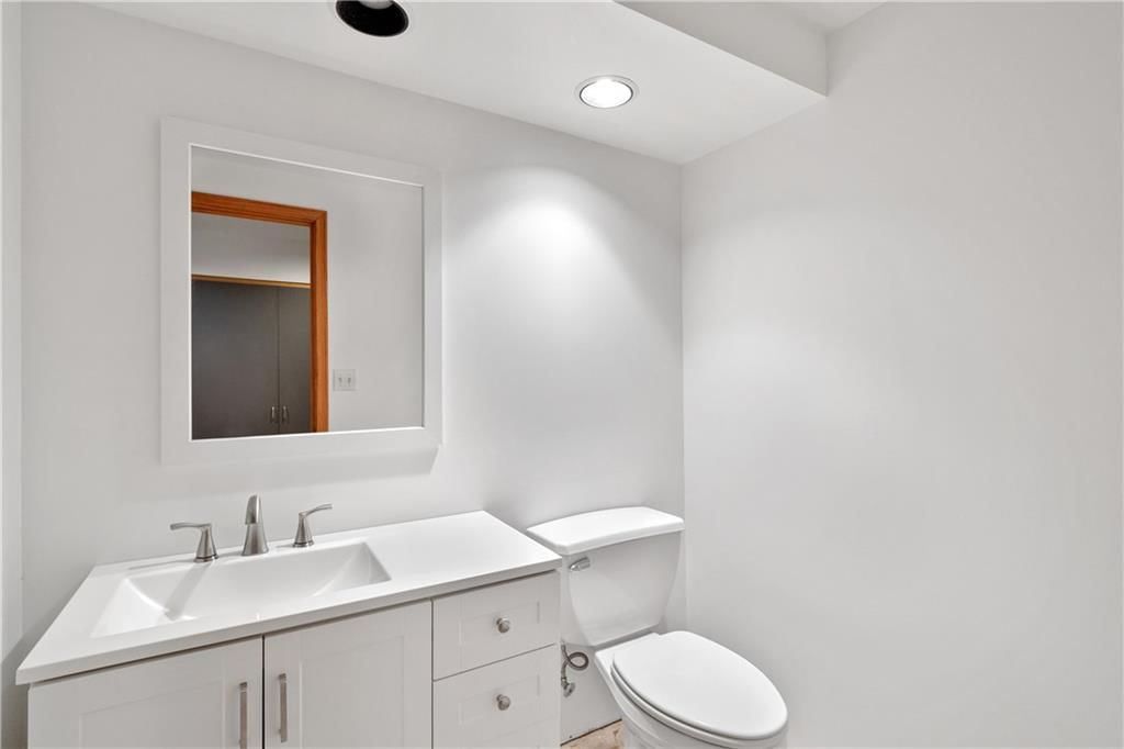 5310 Belleview Avenue — photo 47
