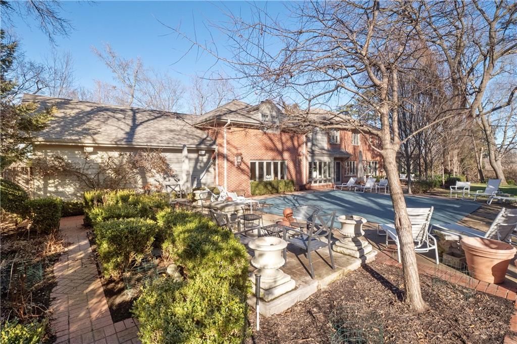 5310 Belleview Avenue — photo 50