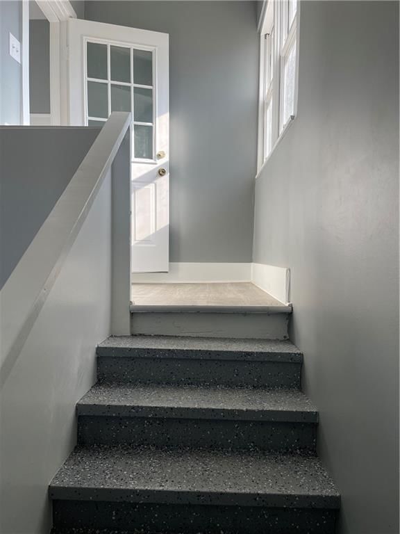 812 Bennington Avenue — photo 8