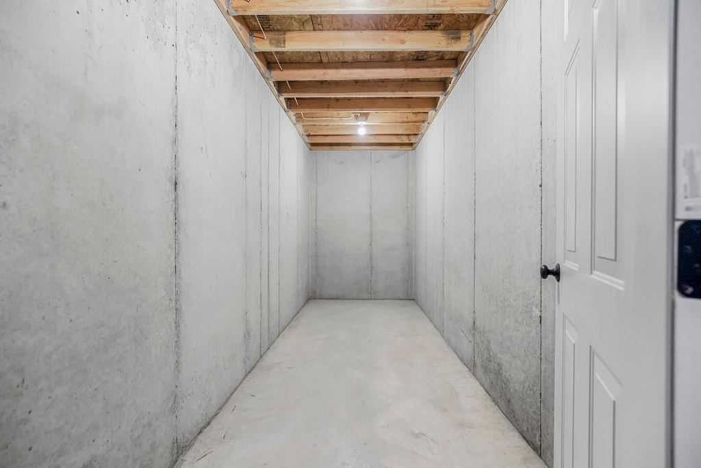 15627 W 168th Terrace — photo 46