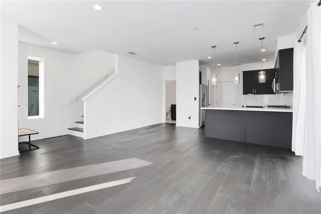1336 E 23rd Street — photo 11