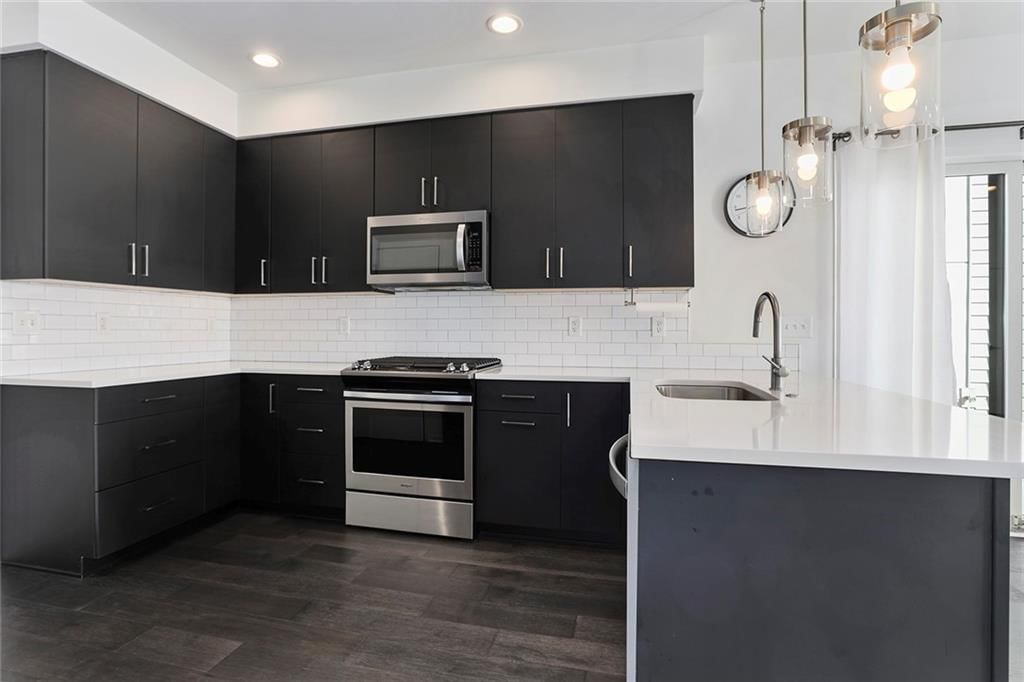 1336 E 23rd Street — photo 15