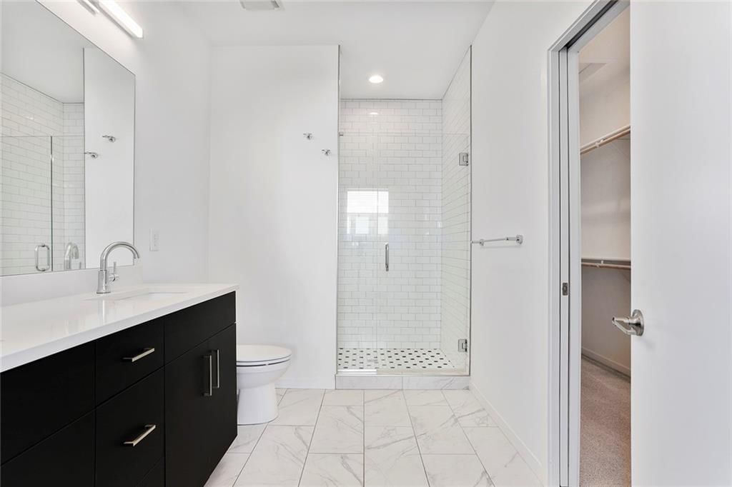 1336 E 23rd Street — photo 24