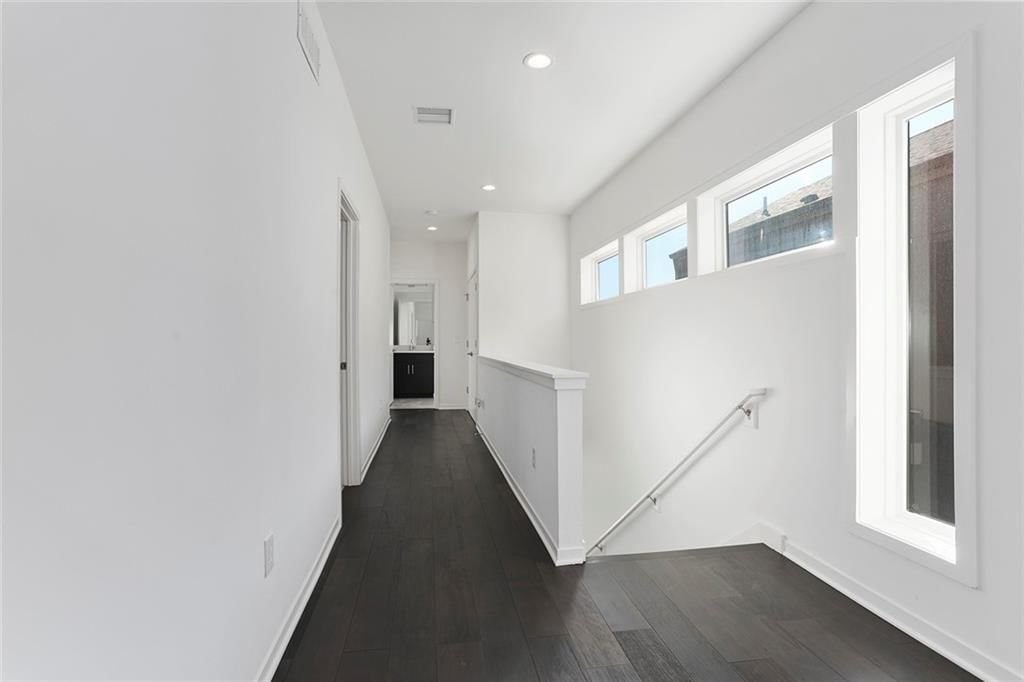 1336 E 23rd Street — photo 28