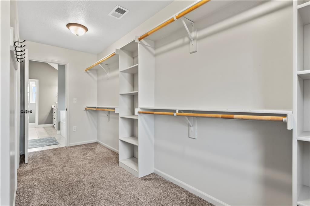 1404 NW Red Oak Court — photo 36