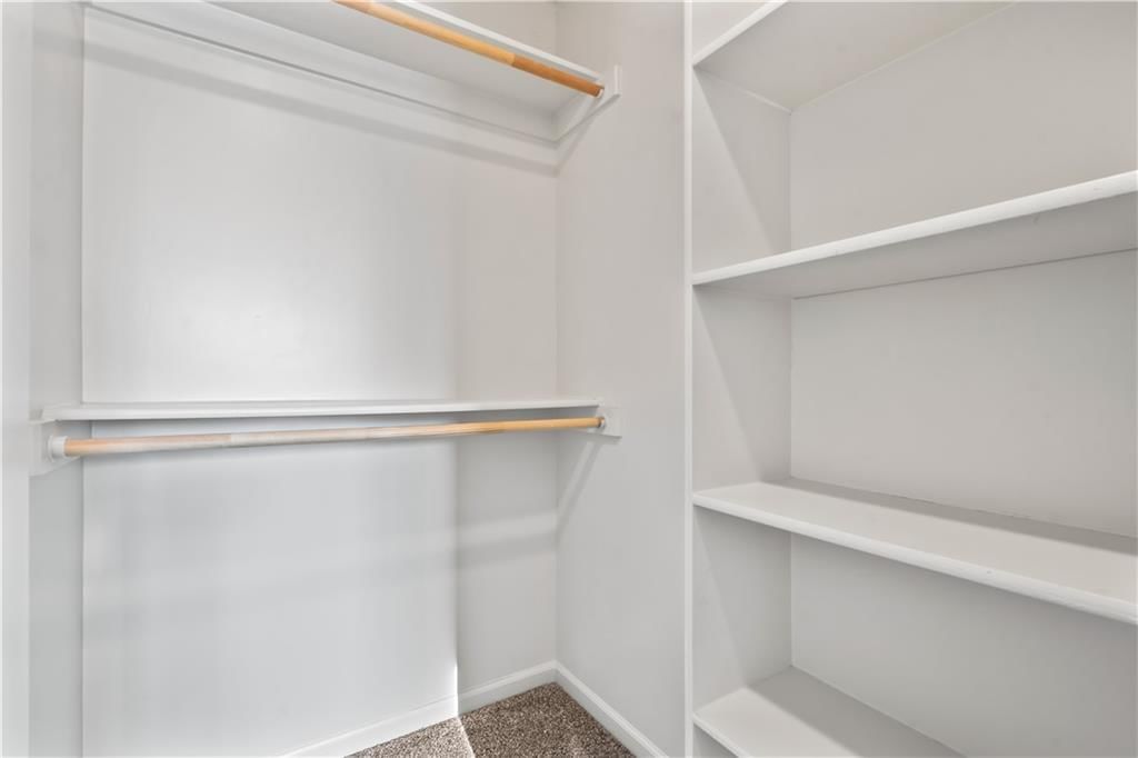 1404 NW Red Oak Court — photo 41