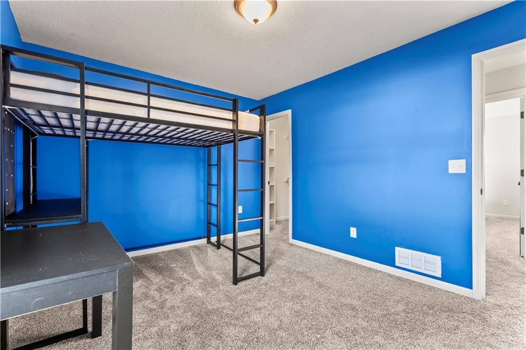 1404 NW Red Oak Court — photo 43