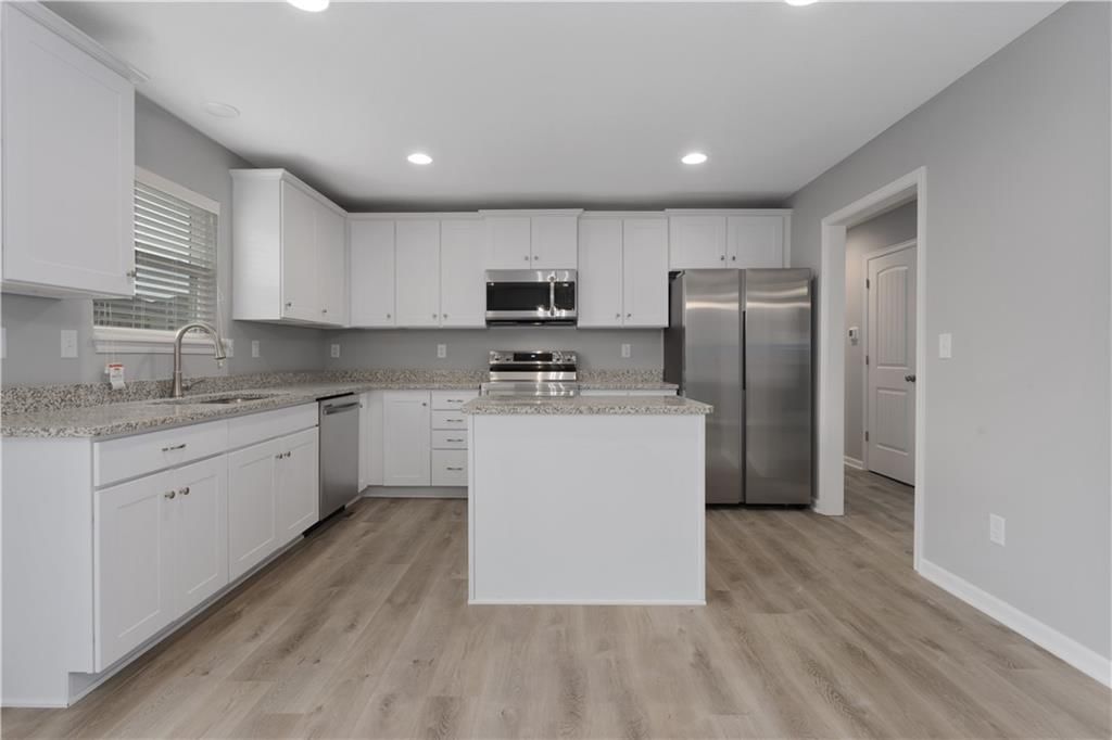 1304 SW 10TH Terrace — photo 5