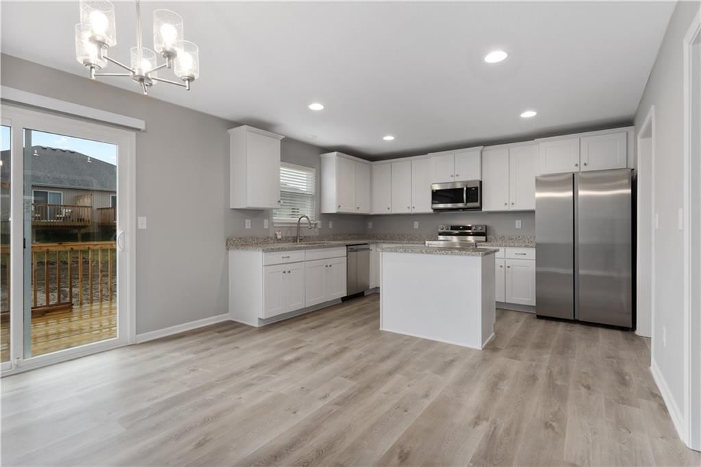 1304 SW 10TH Terrace — photo 9
