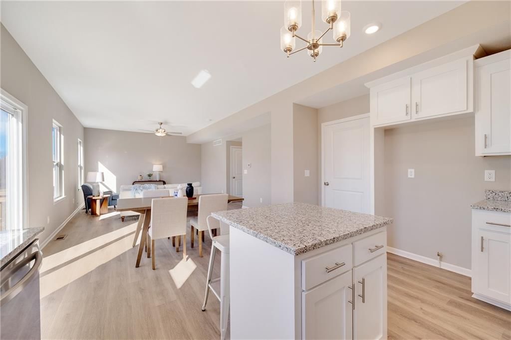 908 SW Redbird Court — photo 14