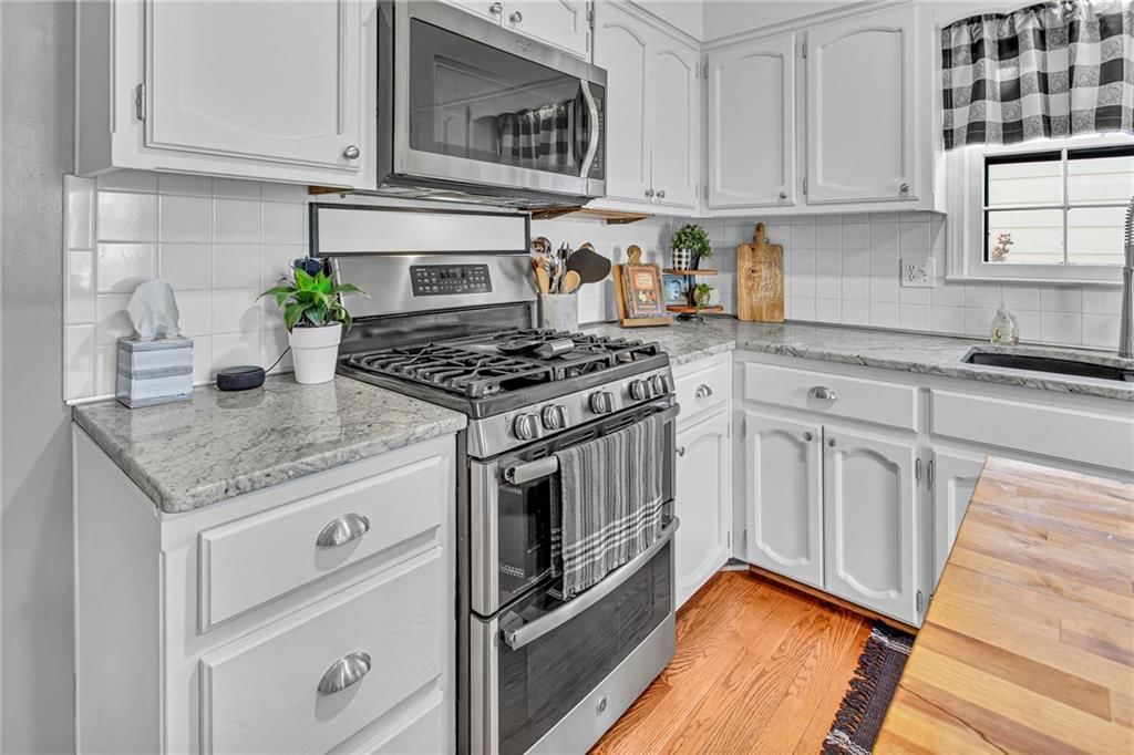 628 Camelot Drive — photo 12