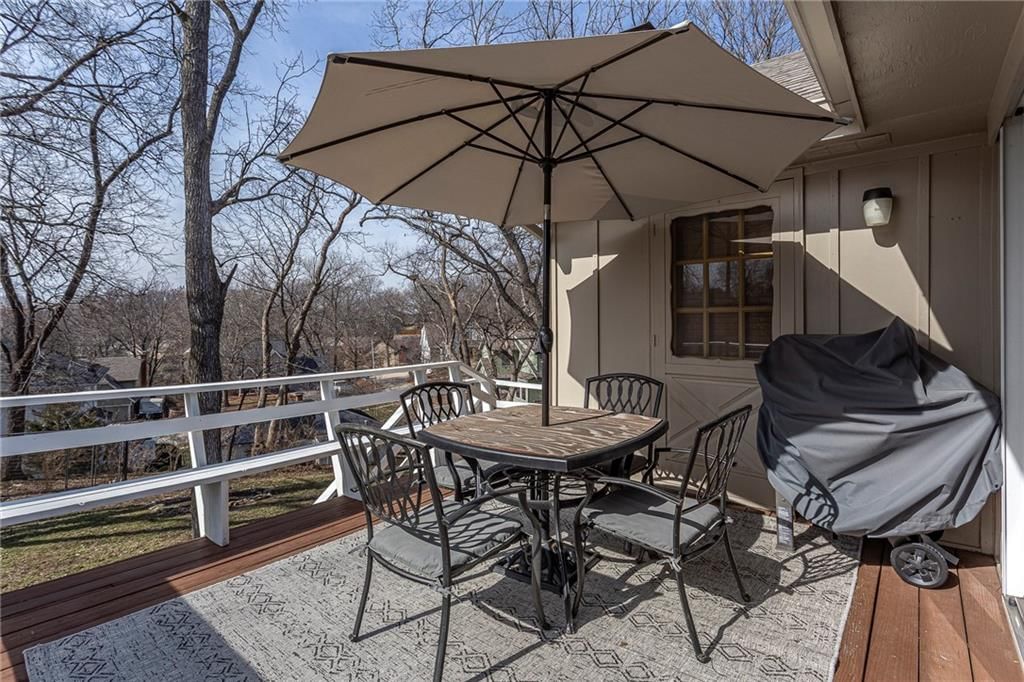 628 Camelot Drive — photo 25