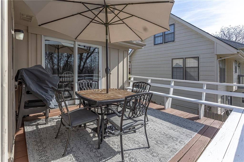 628 Camelot Drive — photo 27