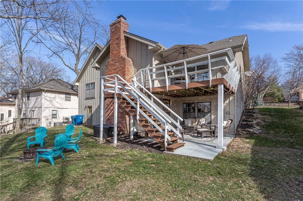 628 Camelot Drive — photo 32