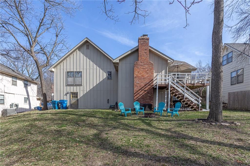 628 Camelot Drive — photo 35
