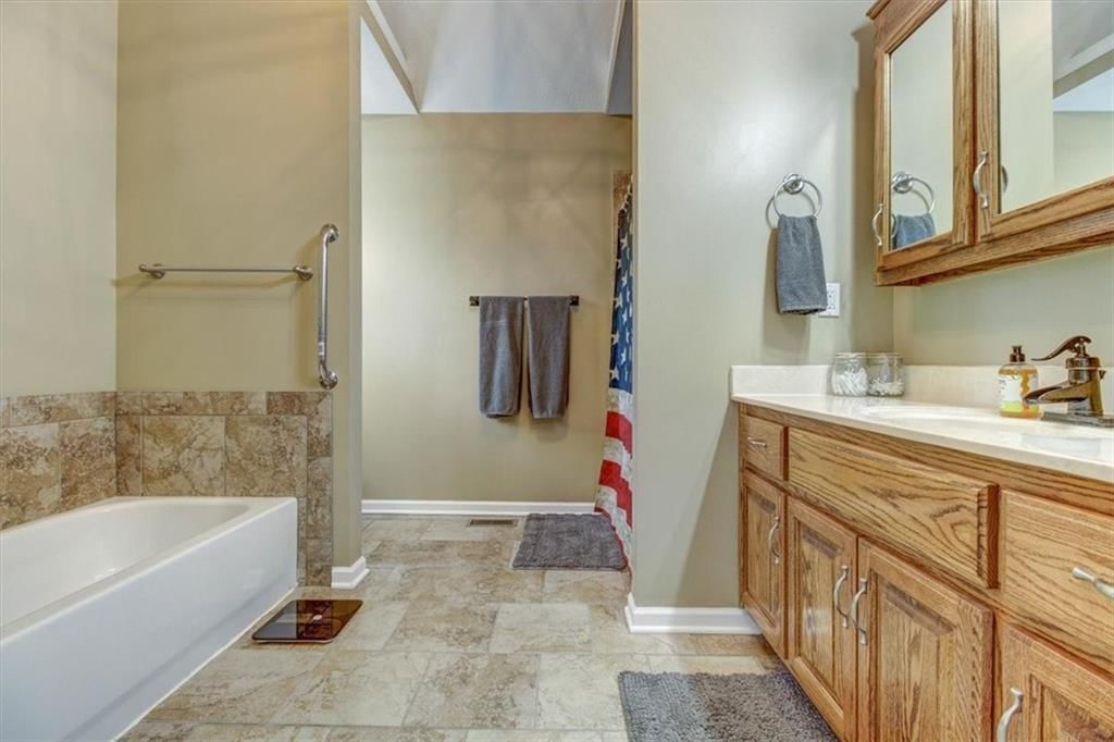 177 S Boxelder Drive — photo 13