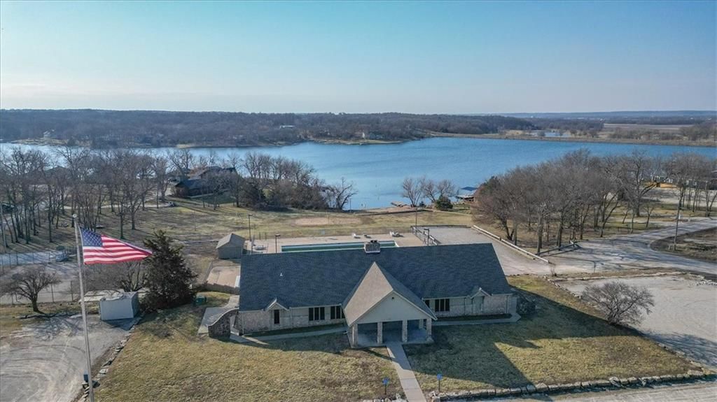 177 S Boxelder Drive — photo 41