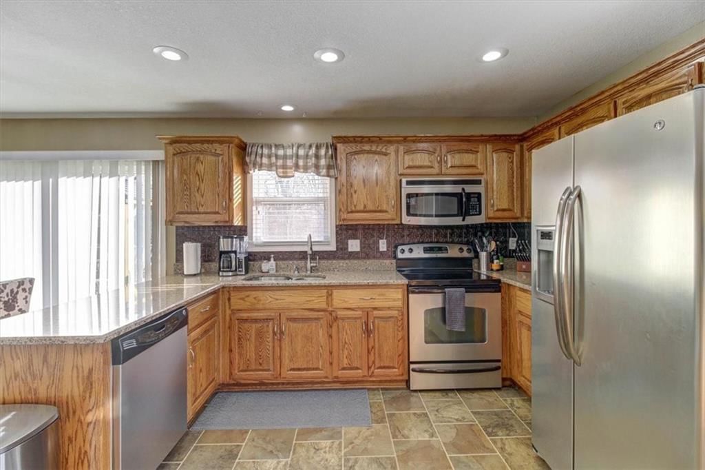 177 S Boxelder Drive — photo 8