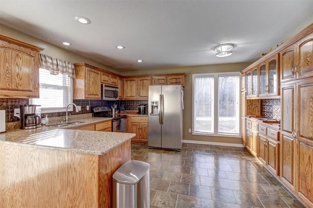 177 S Boxelder Drive — photo 9