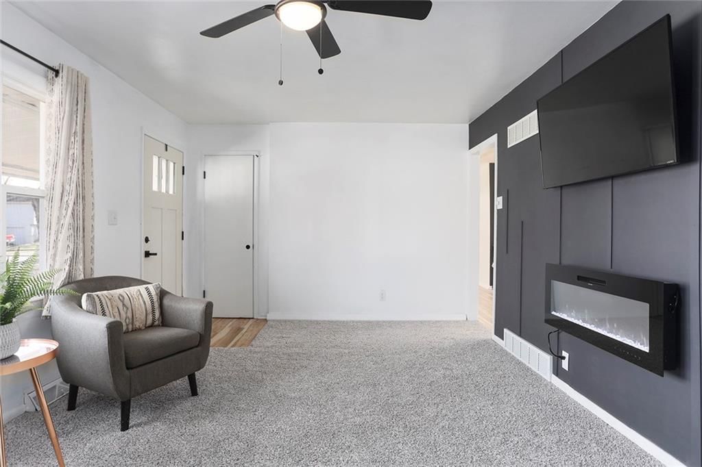 8220 N Kenwood Avenue — photo 6