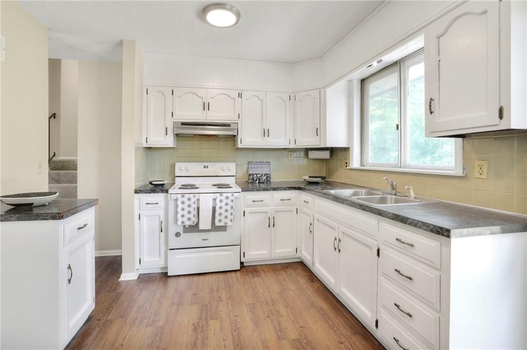 11513 Palmer Avenue — photo 13