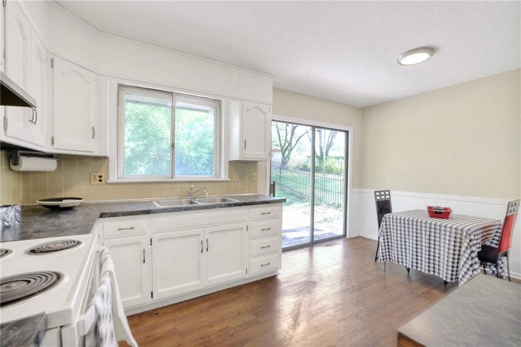 11513 Palmer Avenue — photo 15
