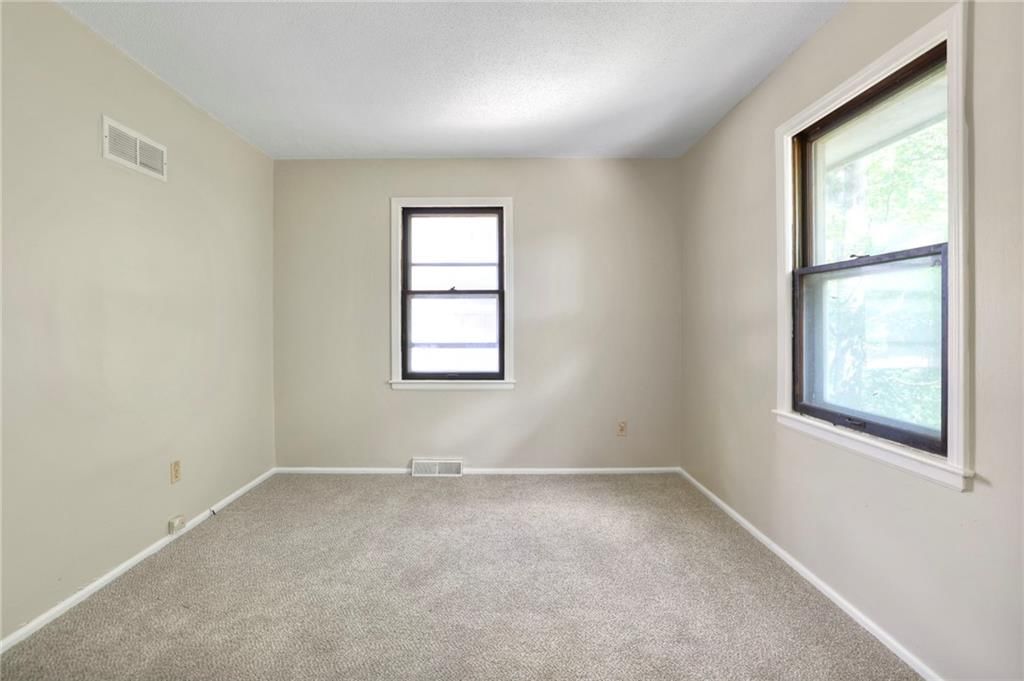11513 Palmer Avenue — photo 17