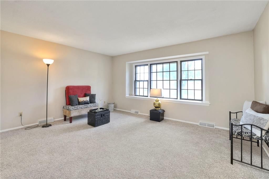 11513 Palmer Avenue — photo 6