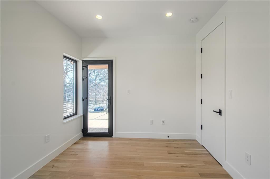 4622 Fairmount Avenue — photo 33