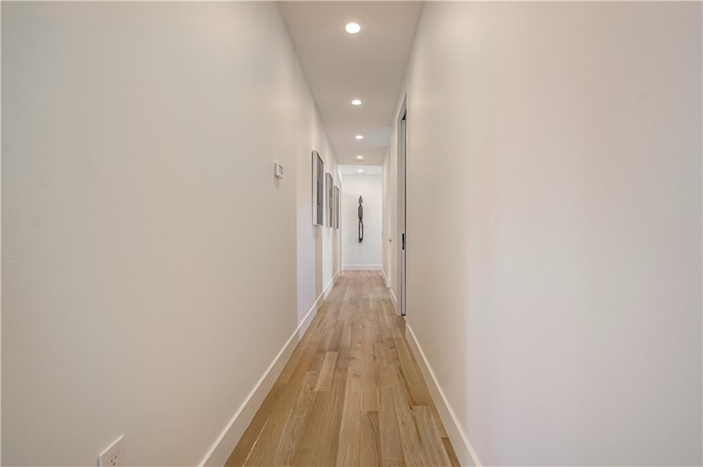 4622 Fairmount Avenue — photo 41