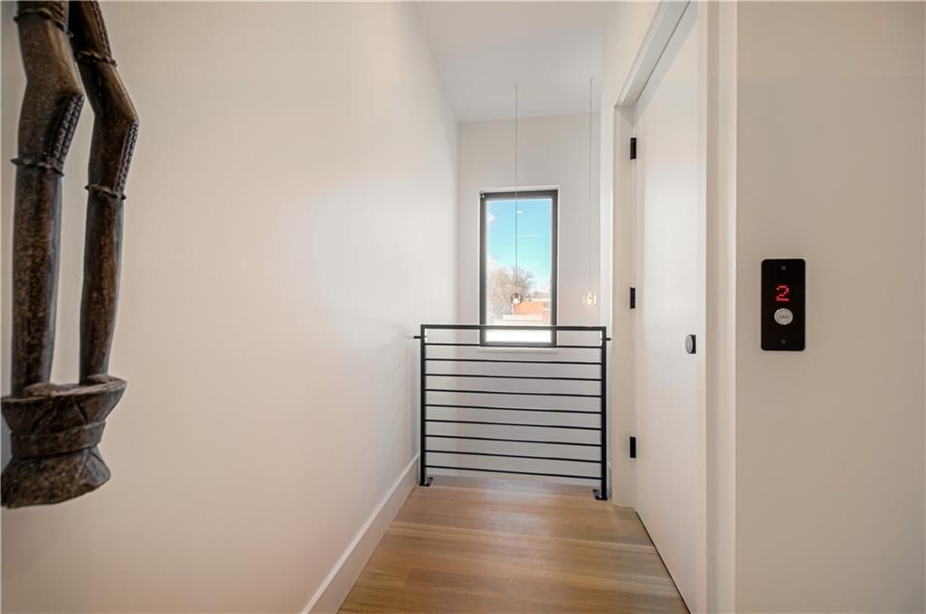 4622 Fairmount Avenue — photo 42