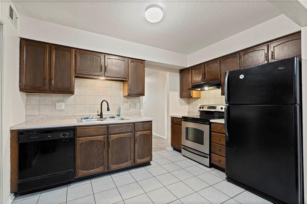 10136 W 96TH TERRACE — photo 7