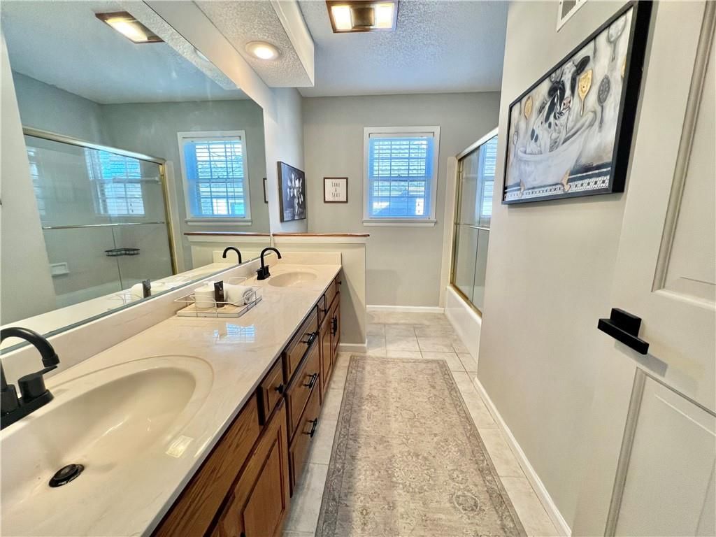12134 Farley Street — photo 17