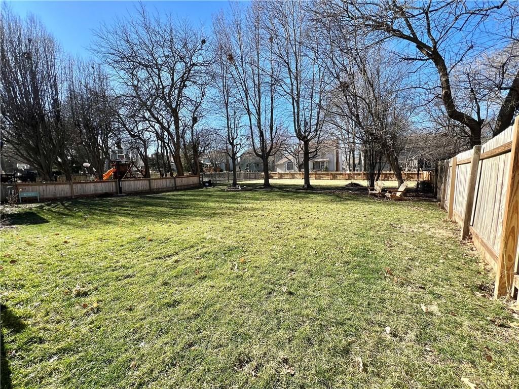 12134 Farley Street — photo 21