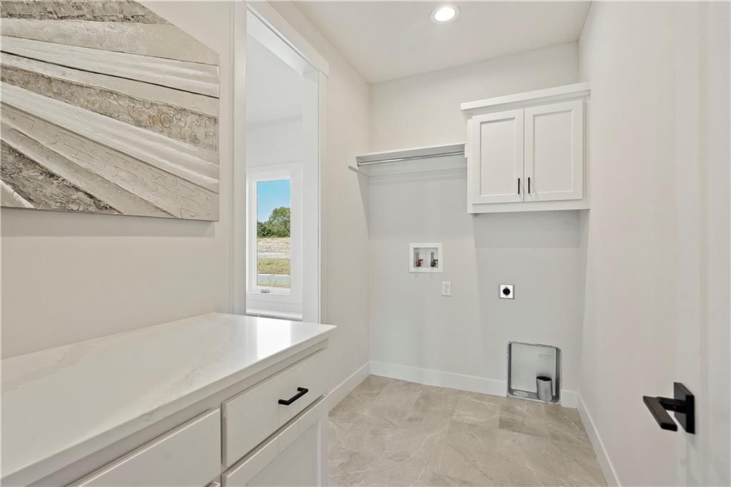 25085 W 109th Street — photo 22