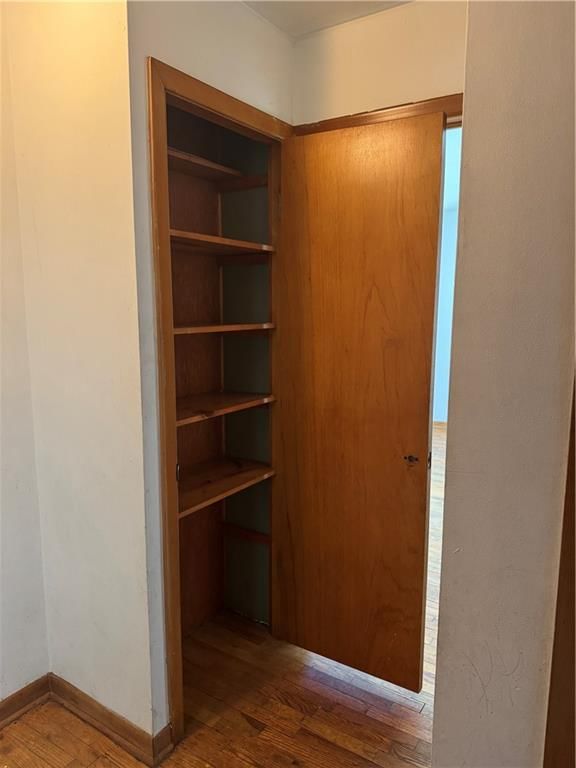 215 S Crawford Street — photo 11