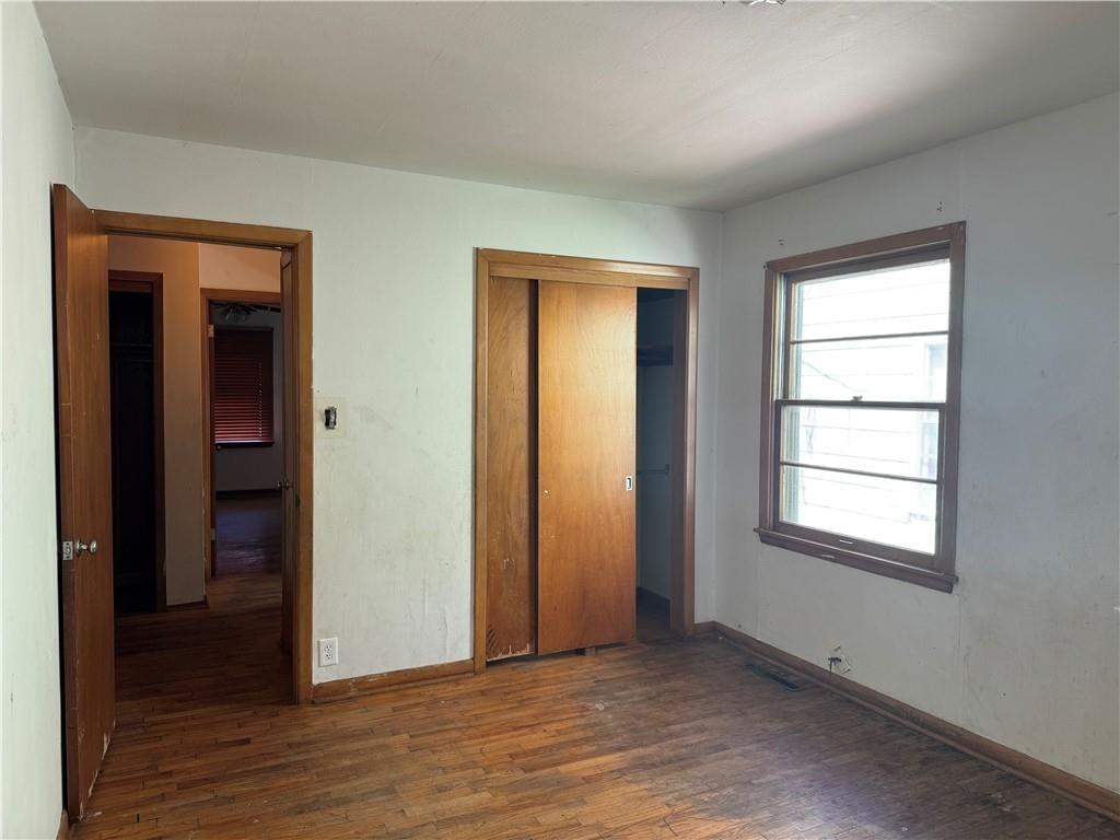 215 S Crawford Street — photo 14